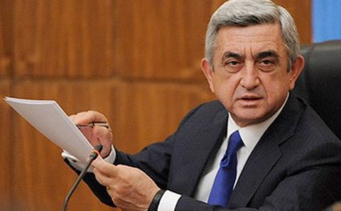 İrəvan ərazilərin qaytarılmasına imza atıb