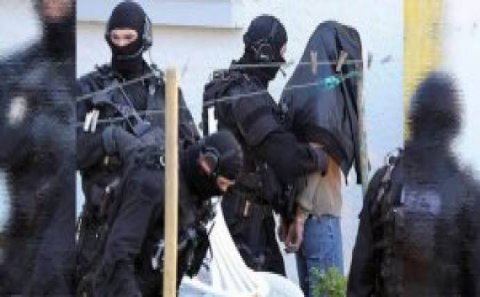 Azərbycanda hay-küylü həbslər başlayır - Siyahıda nüfuzlu nazirlər də var