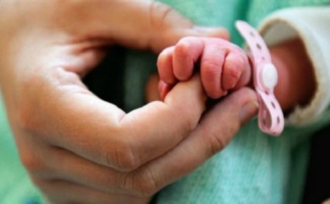 Bakıda beşəm dünyaya gəldi - Körpələrin hamısı öldü