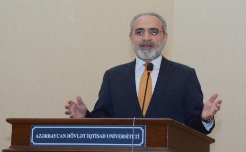 Yalçın Topçu: Türkiyə ali təhsil müəssisələri ilə UNEC-in əməkdaşlığı 