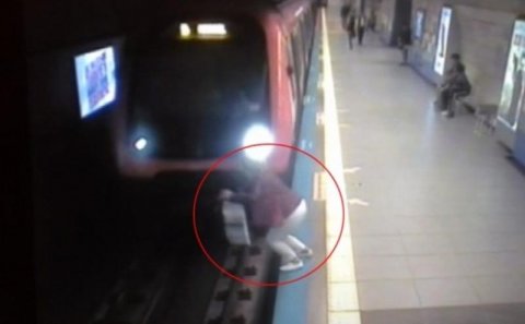 Bakı metrosunda QORXUNC ANLAR: Özünü qatarın altına atdı və...