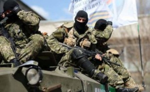 Ukrayna hərbçiləri ilə separatçılar arasında döyüş