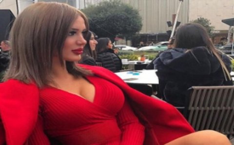 “Evli iş adamı mənə 200 min təklif etdi...” - Məhşur model
