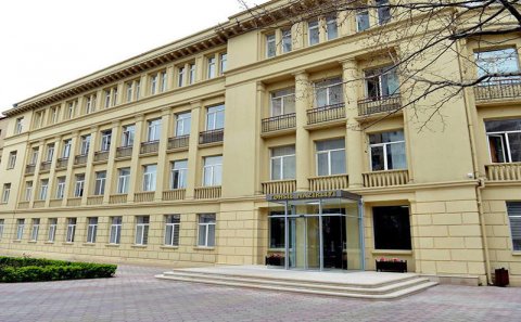 Azərbaycanda universitet fəaliyyətini dayandırdı