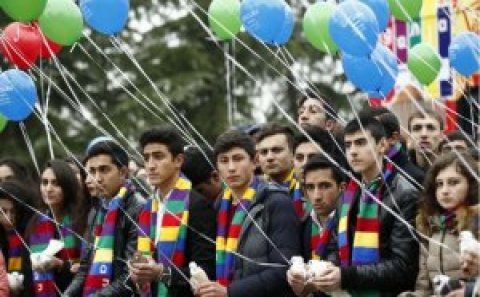 Bu gün Azərbaycanda Gənclər Günüdür