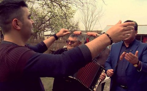 İş adamı on gündür oğluna toy edir, bütün sənət əhli məclisdədir — Azərbaycanda