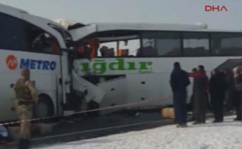 İqdır-Naxçıvan yolunda dəhşətli qəza — 6 ölü, 16 yaralı