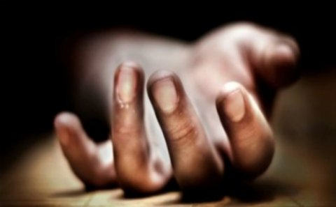 Bakıda DƏHŞƏT: Özünü yolun ortasında öldürdü
