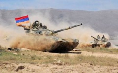 Düşmən tankı havaya UÇURULDU-Ekipaj üzvləri məhv edildi