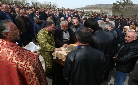 Azərbaycanda ölən erməni həbçilərinin dəfn mərasimi: GİZLƏDİLƏN GÖRÜNTÜLƏR