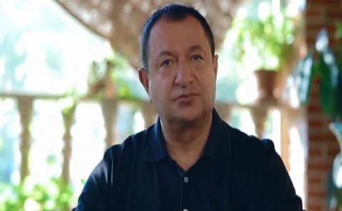 Dünya bu azərbaycanlı müğənnidən danışır - VİDEO
