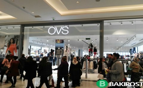 Ermənistan malları Bakının brend mağazalarında - HƏRBİ PALTARLAR/ FOTOLAR