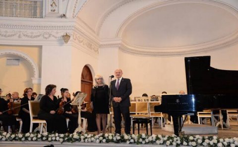 Nəsimi  rayonu H.Sarabski adına 7 nömrəli uşaq musiqi  məktəbinin  şagirdlərinin konserti                                    