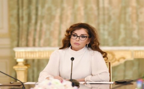 Mehriban Əliyeva: “Aprel hadisələri Azərbaycan xalqının birliyini göstərdi”