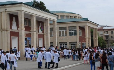 Rezidentlərin üç aydır ala bilmədikləri təqaüdləri ilə bağlı etirazları nəticə verib