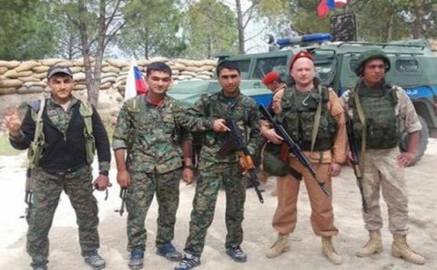 Ərdoğan Putinə rus əsgərlərin terrorçularla çəkdirdiyi şəkili göstərdi - FOTO