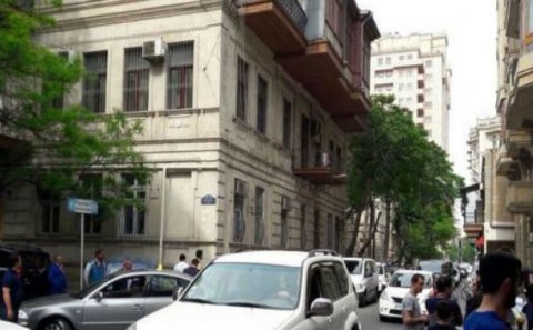 Bakıda əri ilə dalaşan qadından DƏHŞƏTLİ ƏMƏL