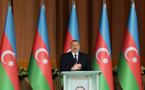“Dilənçi Ermənistandan fərqli olaraq, biz ordumuzu...” - İlham Əliyev