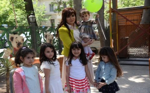 Nəsimi rayonunda tədbir-Uşaqların Beynəlxalq Müdafiəsi Günü 