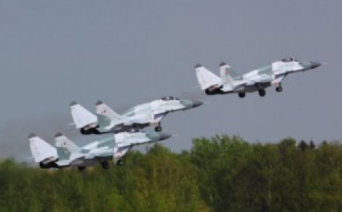 Rusiya İrəvana daha 12 MiQ-29 qırıcısı göndərməyə hazırlaşır