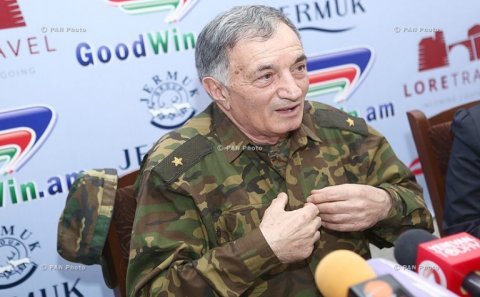 Düşmən generalı: 