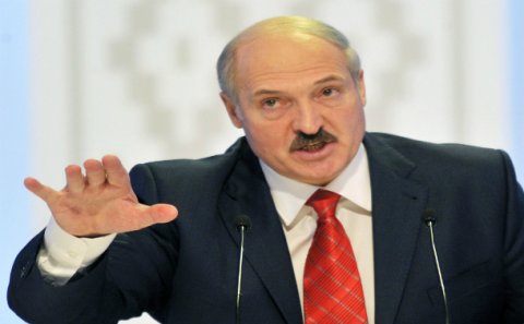 Lukaşenko: Qarabağ münaqişəsi xarici müdaxilə olmadan nizamlanmalıdır