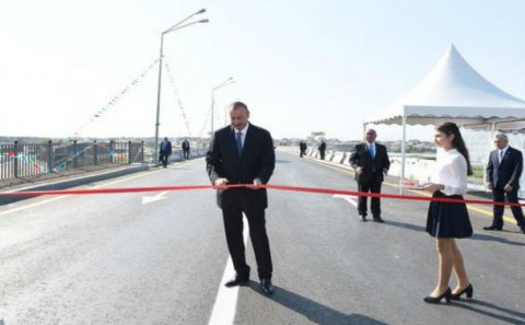 Prezident yeni qurulan avtomobil yolunun açılışında - Fotolar
