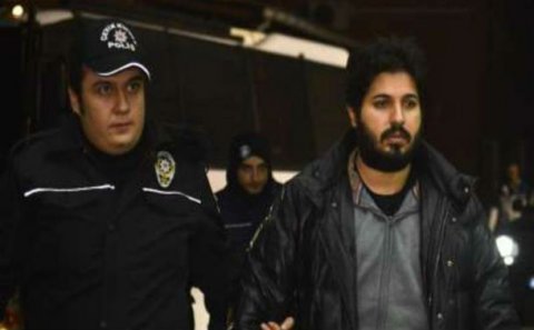 Rza Zərrab məhkəməyə ayaqları qandalı vəziyyətdə gətirildi
