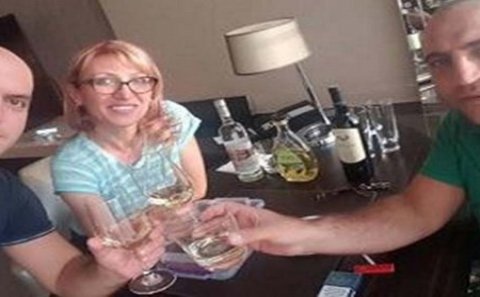 Erməni deputatlar Bakıda: İçki məclisindən foto paylaşdılar