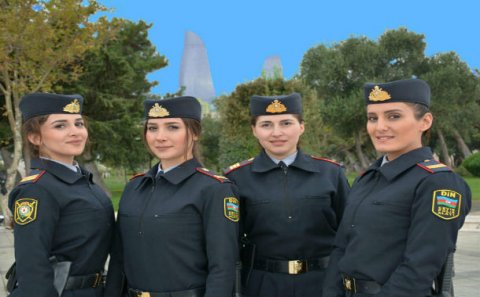 Dənizkənarı Milli Parkda qadın polislər xidmətə başladı - FOTO 