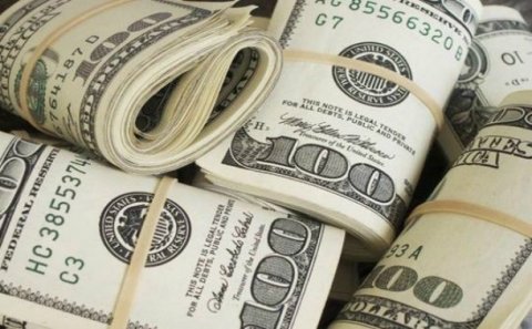95 min dolların ölkədən çıxarılmasının qarşısı alındı