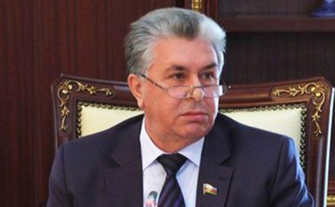 “Fəzail Ağamalının həyat tərzi ona-buna sataşmaqdır”