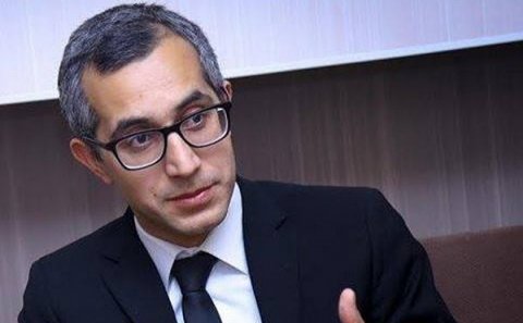 Təhsil üzrə ekspert Qızlar Universitetindən yazdı – FOTO