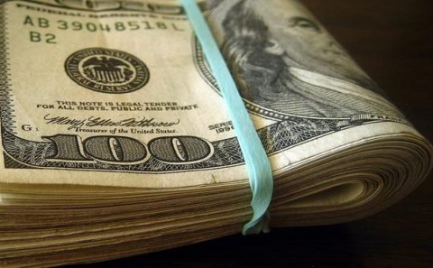 DOLLAR 2 MANATI KEÇƏCƏK? – Qeyri-müəyyən vəziyyət