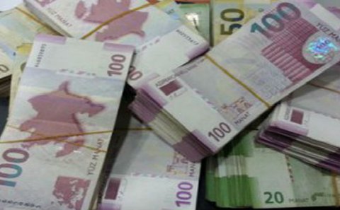 Bakıda bank işçisi bir milyon manata yaxın pul oğurladı