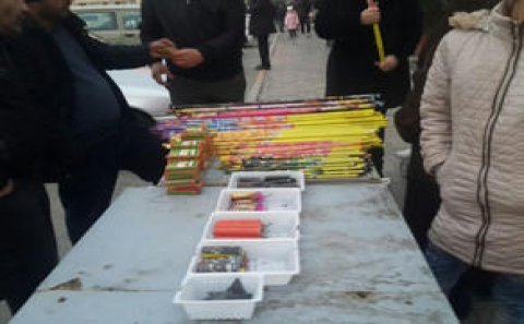 Qadağan edilən pirotexniki vasitələr satışda - Foto
