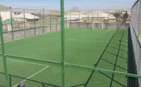 Azərbaycanda 55 min dollara stadion satılır – “Nazirlik icazə verir” 