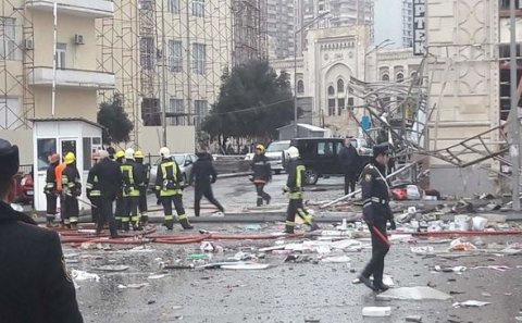Bakının mərkəzindəki güclü partlayışda yaralanan şəxs öldü