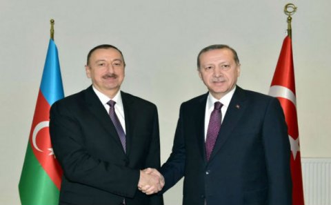 Prezident Ərdoğanın ad gününü təbrik etdi