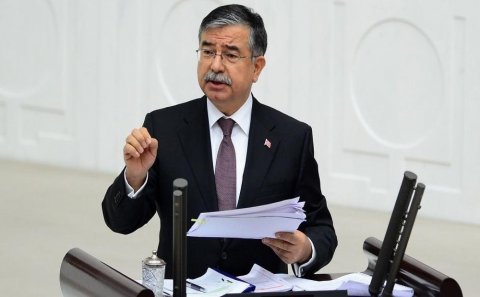 Vahabzadə adına lisey direktoru cəzalandı - Oynadığına görə