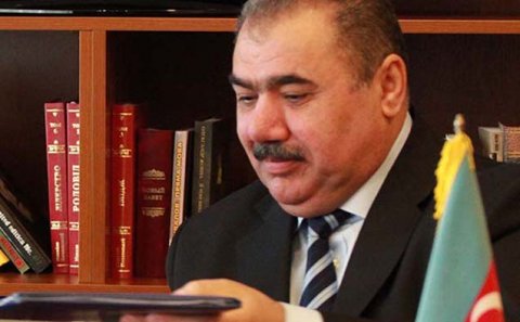 “Məni hovuza apararaq öldürmək istəyib” - Arif Alışanov