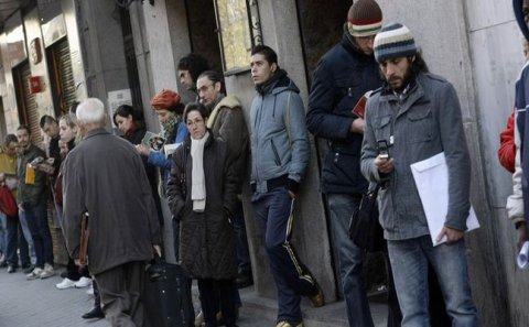 Azərbaycanda rəsmi işsiz statusu alan şəxslərin 36 faizini qadınlar təşkil edir