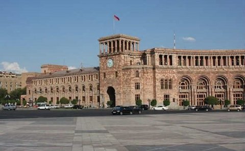 İrəvan qorxuda: Ankara-Moskva dialoqu və Bakının şansı