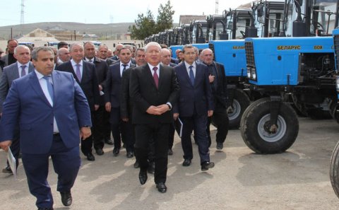 “AQROLİZİNQ” FERMERLƏRDƏN “OTKAT” TƏLƏB EDİR! – “Elə qiymətlər deyirlər ki…”