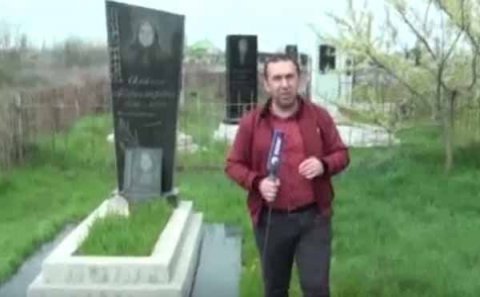 Bu kənddə hər qəbrin bir qibləsi var (VİDEO)