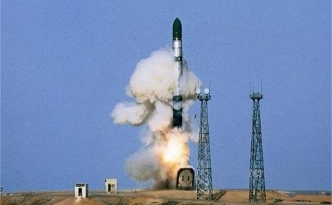 Rusiya ballistik raketini atdı: Dəhşətli görüntülər - VİDEO