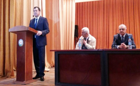 Qüdrət Həsənquliyev Göyçayda seçicilərlə görüşüb