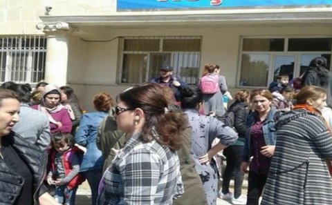 Bakıdakı 1-ci sinif şagirdi məktəbdə zorlandı? - ŞOK İDDİA