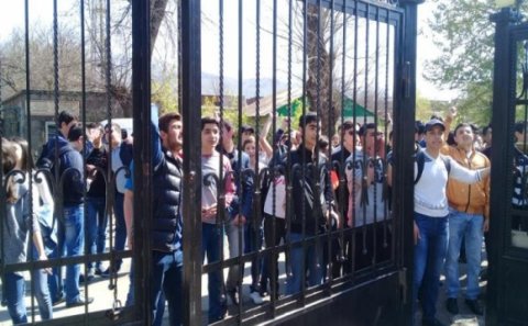 “Bizə Qarabağ yox, azad Ermənistan lazımdır”- Erməni gənclər - Fotolar