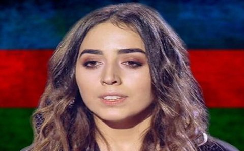 Erməni qızı Azərbaycan bayrağının fonunda mahnı oxudu - VİDEO